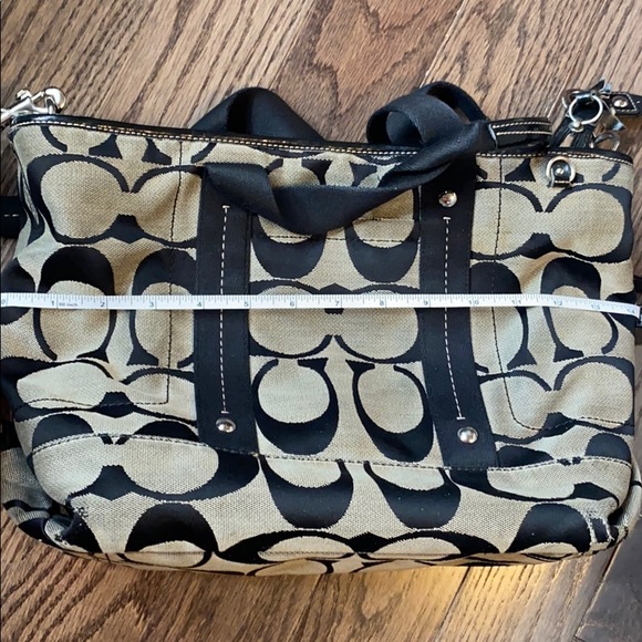 Authentic coach bag. - Picture 9 of 10